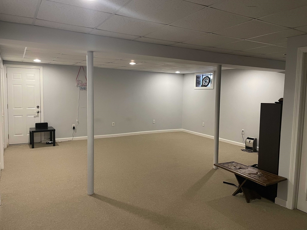 97 Metropolitan Ave, Ashland