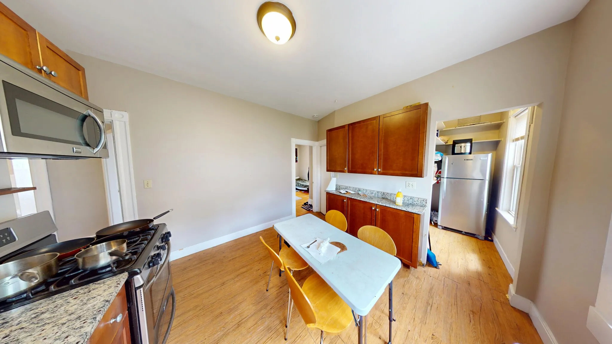 8 Sunset St, Mission Hill