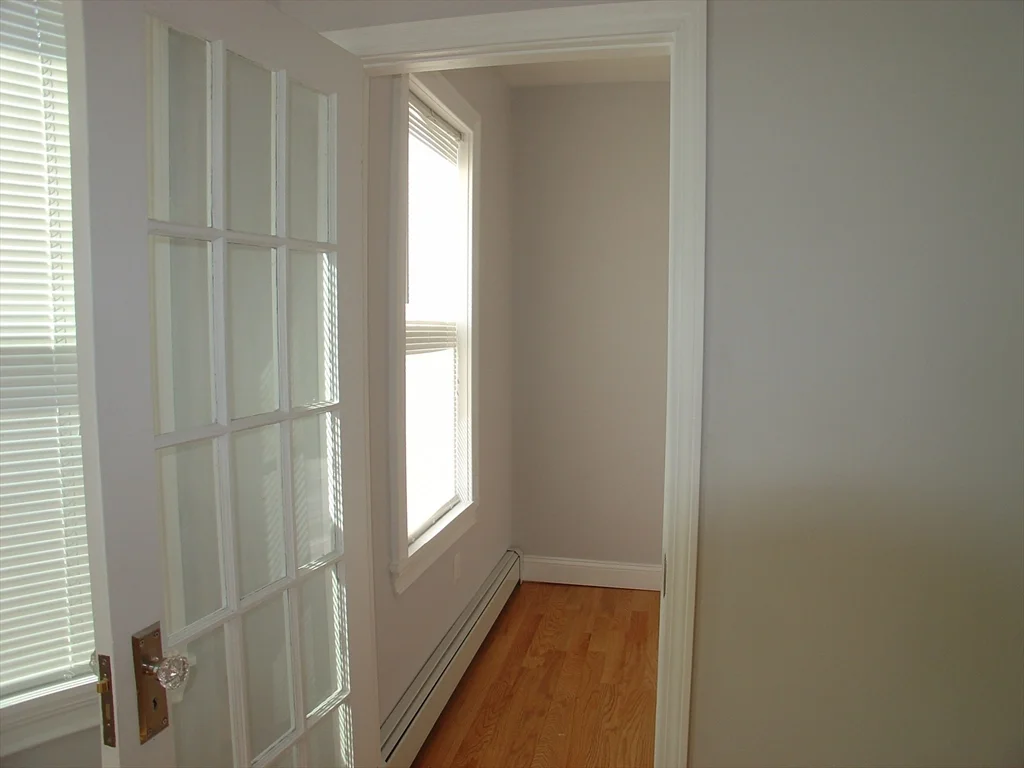 53 Middle St, South Boston