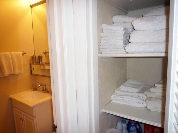 1643 Cambridge St, Mid-Cambridge