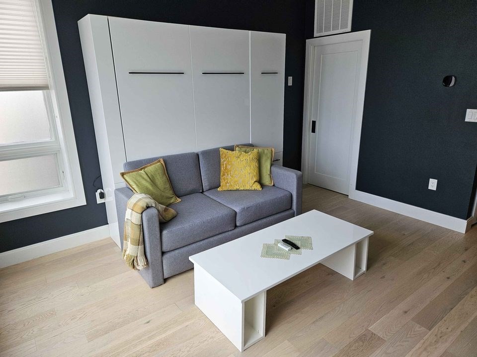 71 Border St, East Boston