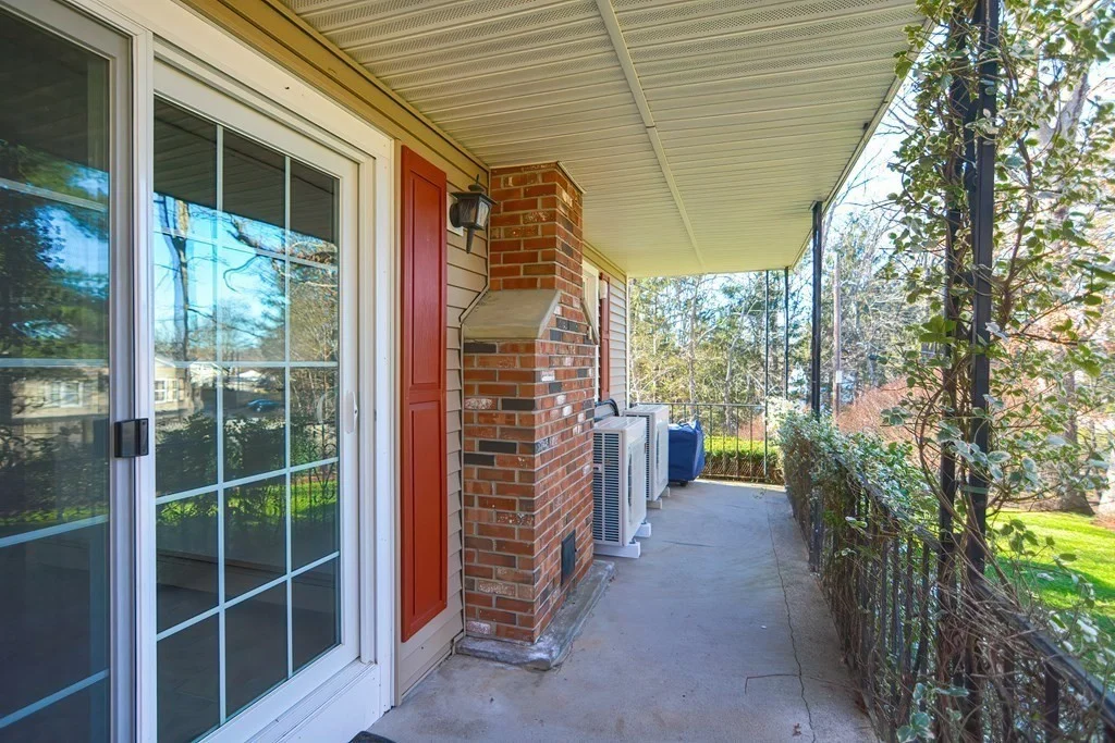 110 Oswego, Bellingham