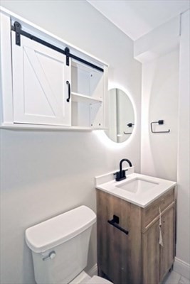 1504 Purchase, Center