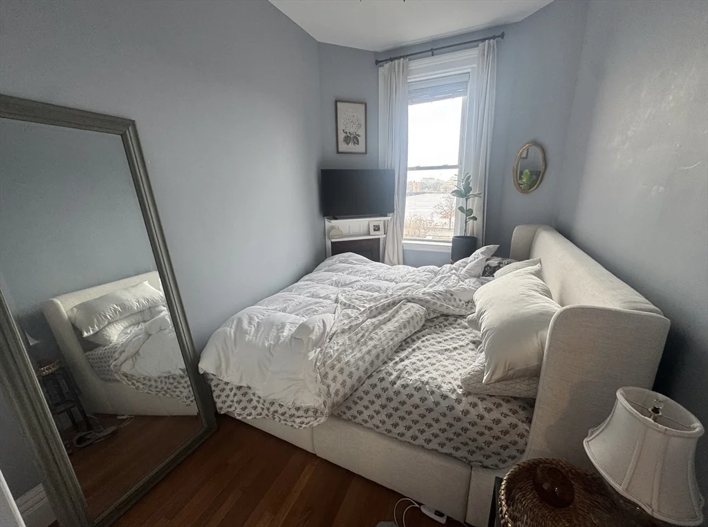 464 Beacon St, Back Bay