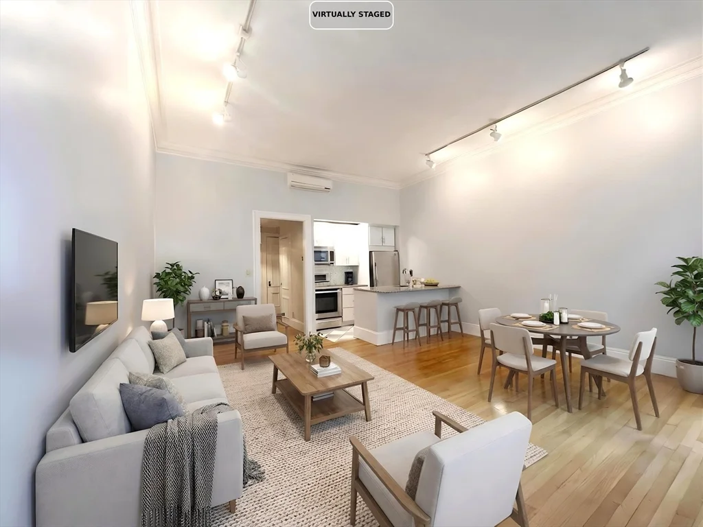 86 Commonwealth Ave, Back Bay