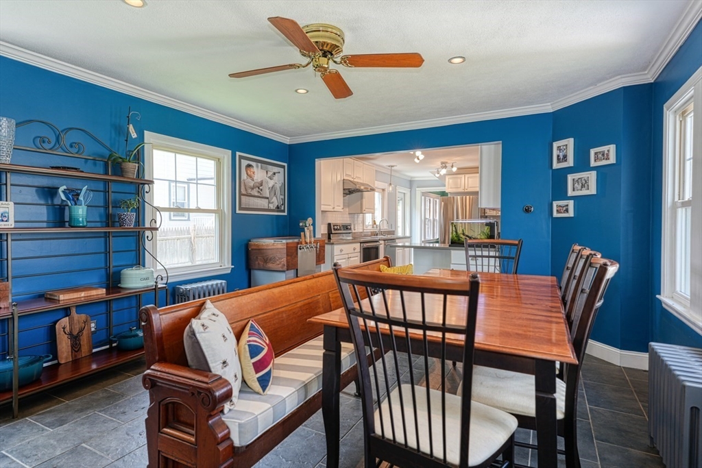 85 Roosevelt Rd, Medford