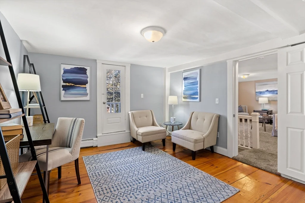 452 Main St, Amesbury