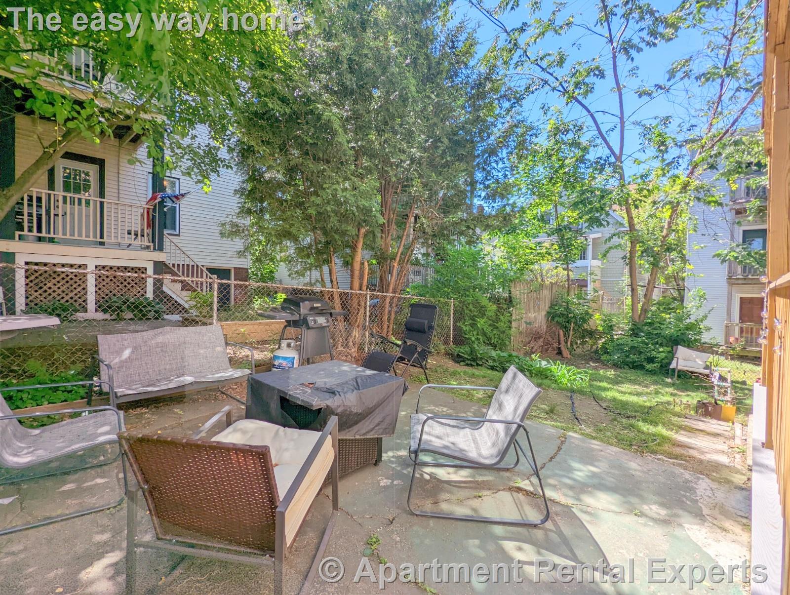 7-9 Belknap St, Teele Square