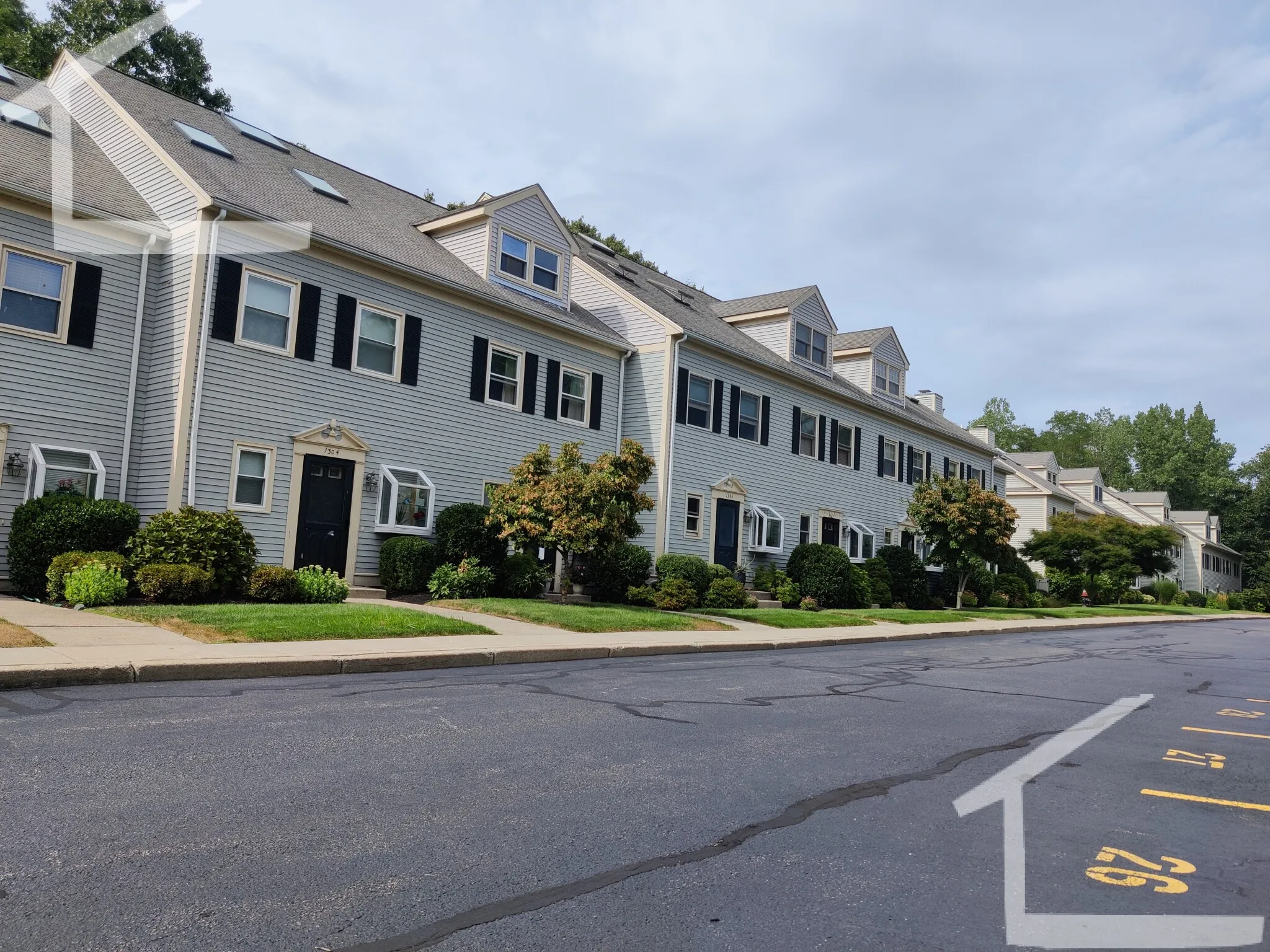 1301 Lagrange St, West Roxbury