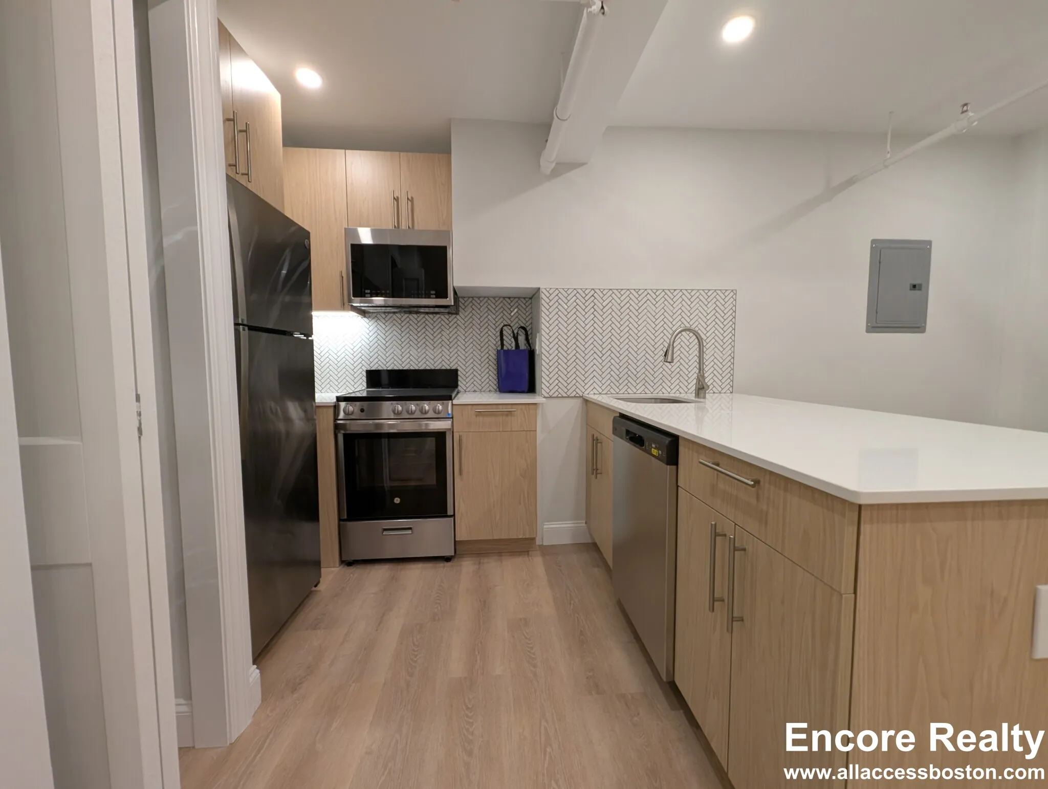 2 Joy St, Beacon Hill