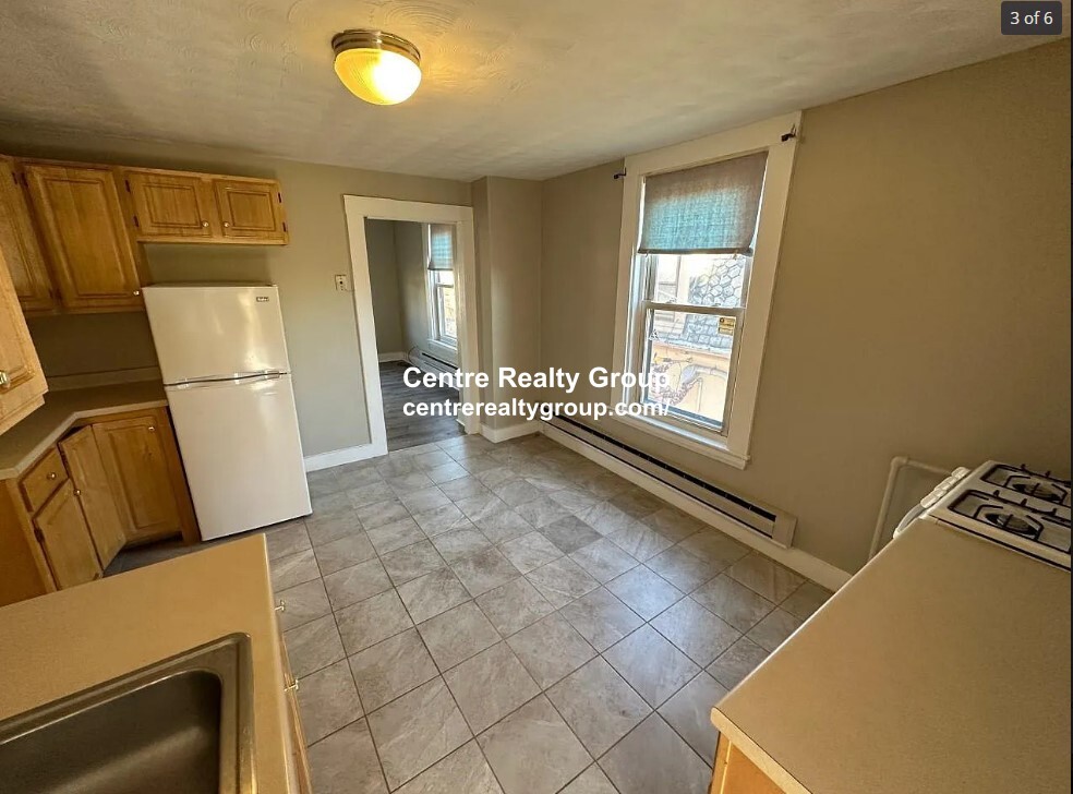 18 Lincoln St, Newton Highlands