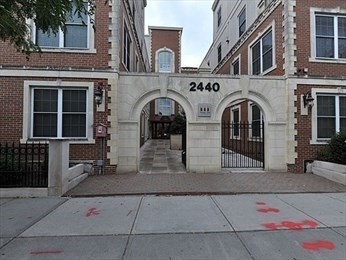 2440 Massachusetts Ave, North Cambridge