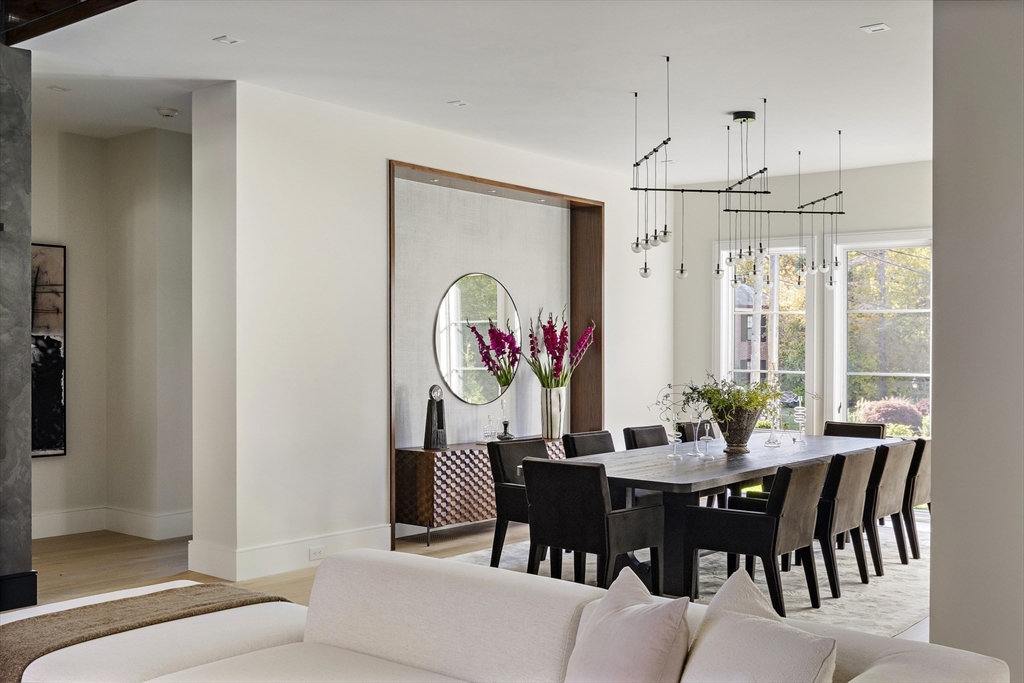 56 Bigelow Rd, West Newton