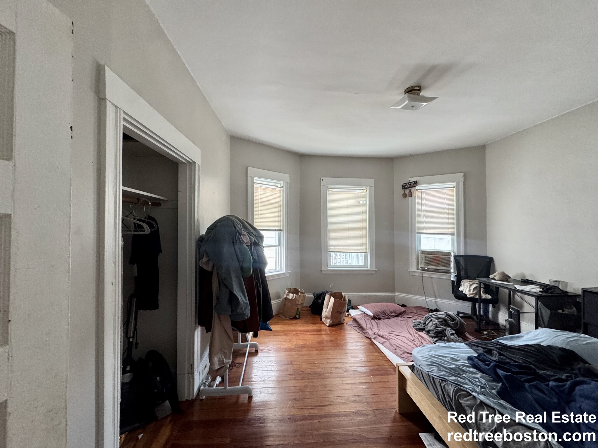 348 Faneuil St, Brighton