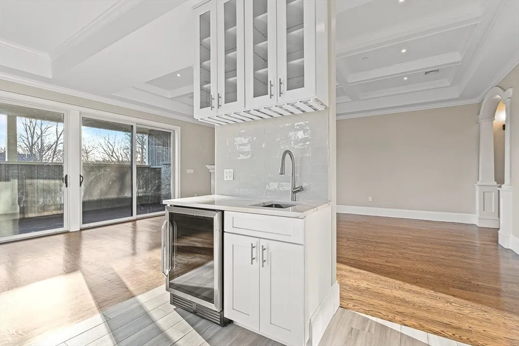 846 Main St, Winchester