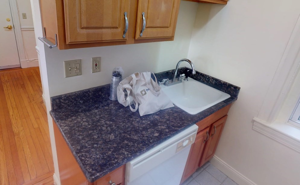 20 Queensberry St, Boston