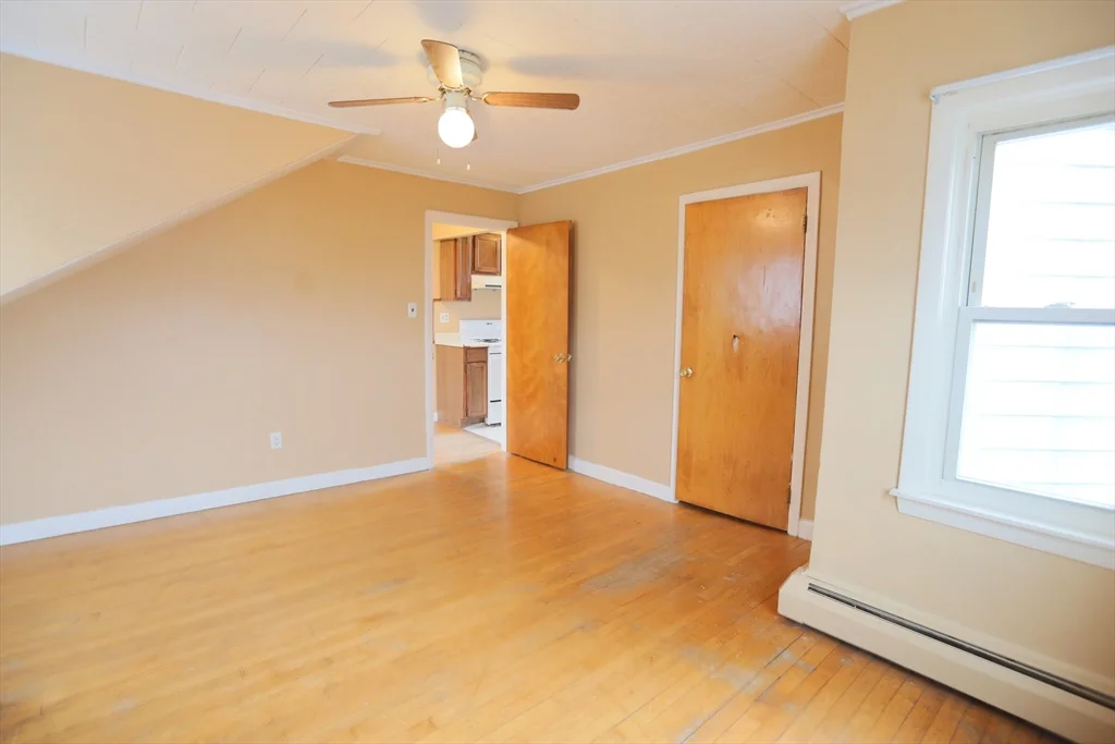 889 Pine, Fall River