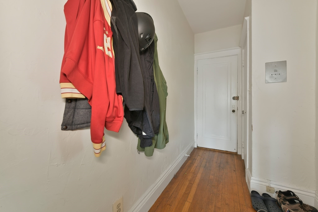 1746 Commonwealth Ave, Brighton