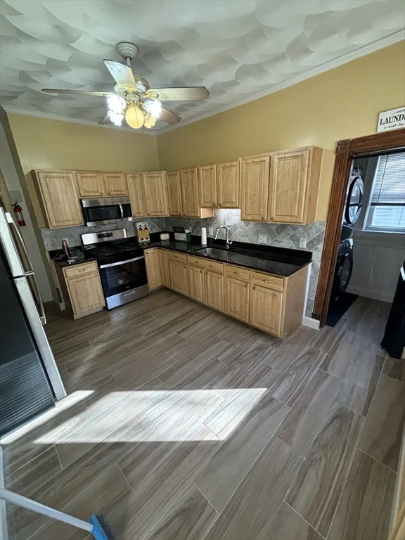 118 Harrishof St, Dorchester