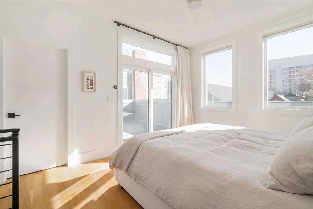 205 Pearl St, Cambridgeport