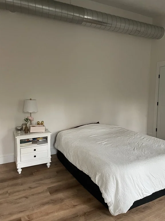 1 Lamoureux Ln, Spencer