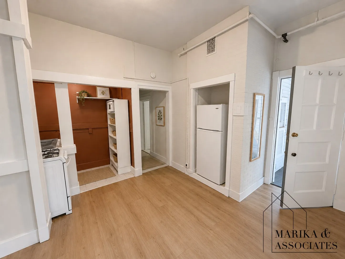 35 Chestnut Hill Ave, Brighton