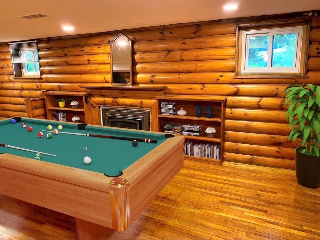 6 Surrey Rd, Newtonville