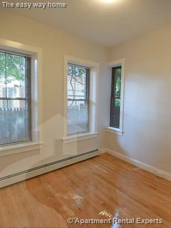 100 Willow St, Inman Square
