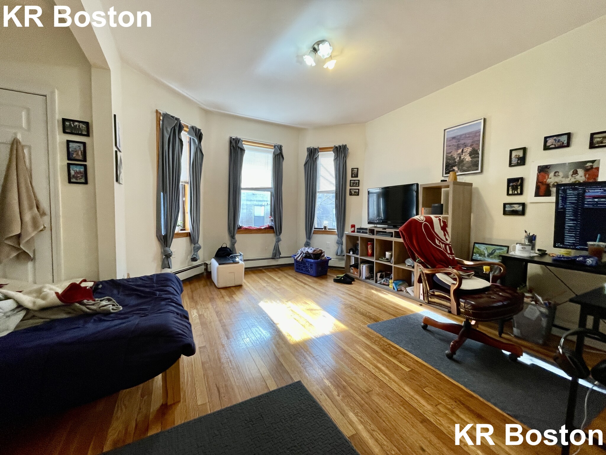 5 bed, 2 bath apartment for rent at 47 Orkney Rd Unit 2B, Brighton — photo 2 of 6