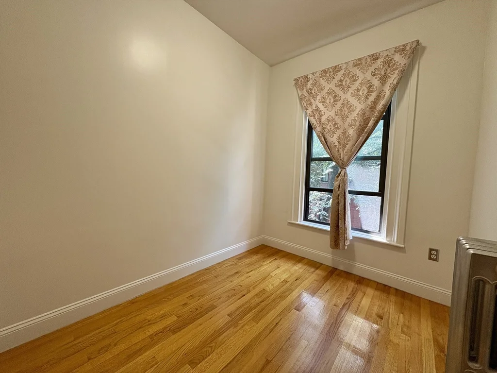 49 Dwight St, South End