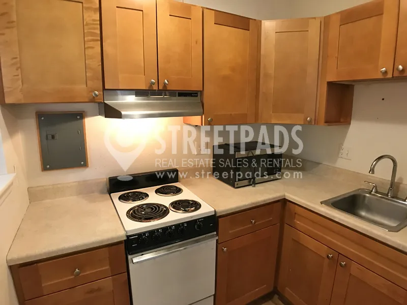 2018 Commonwealth Ave, Brighton