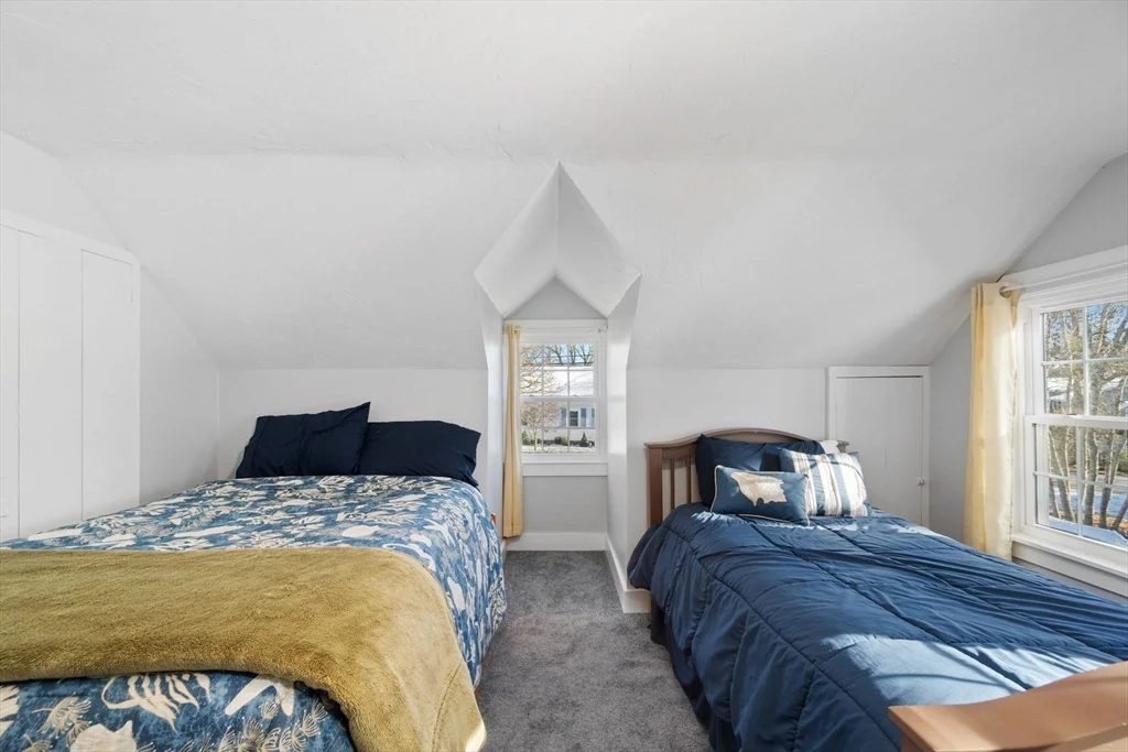 32 Woodside Ave, Wareham