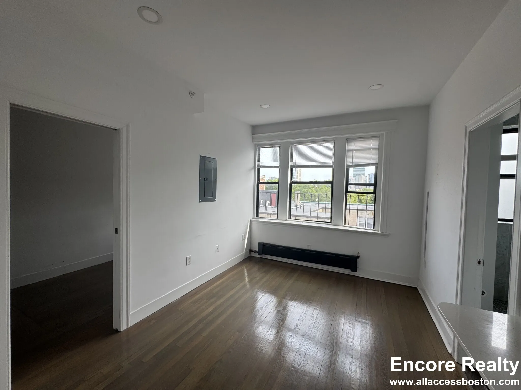 11 Queensberry St, Fenway