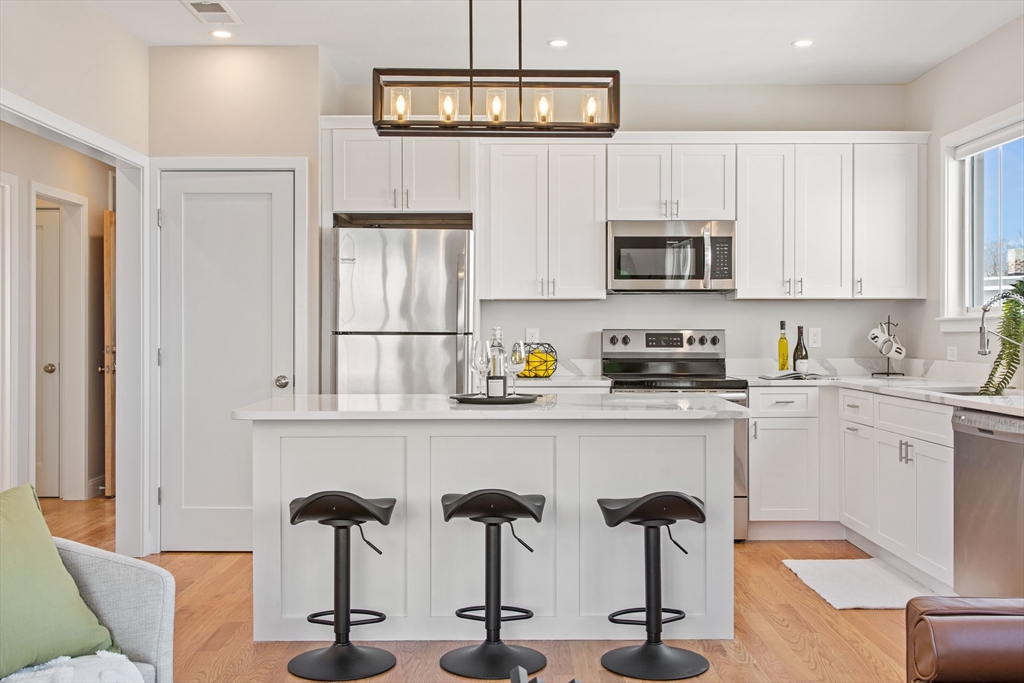 2-4 Hecla, Dorchester