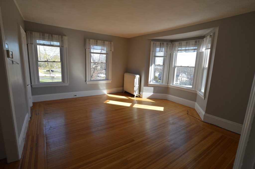 57 Lindall St, Danvers