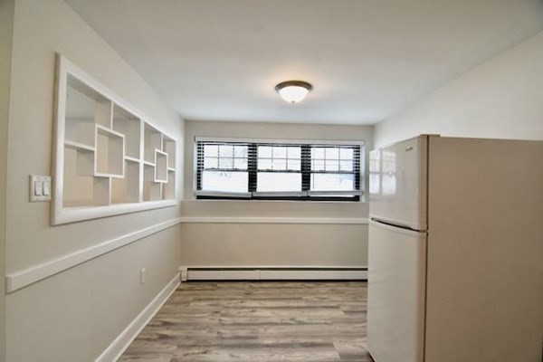 90 E Squantum, North Quincy