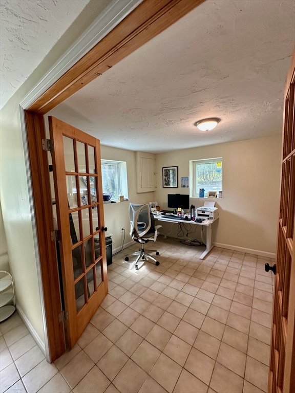 57 Maurice St, Medford