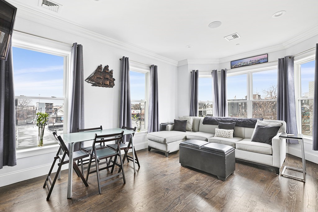 15 Preble St, South Boston