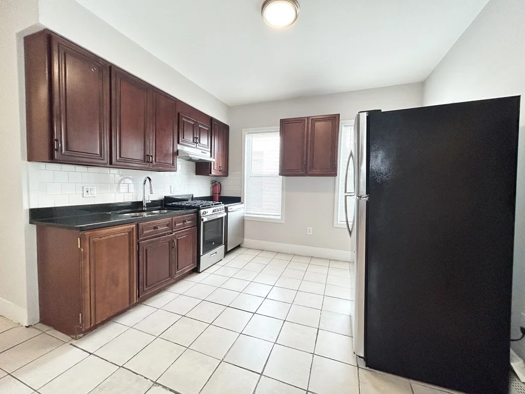 24 Maryland, Dorchester