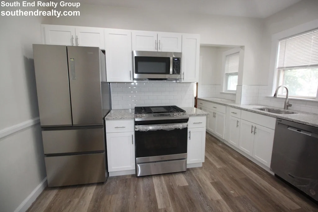 20 Egerton Rd, Arlington