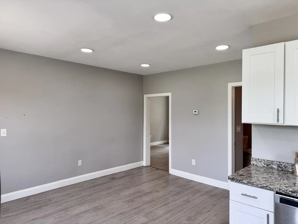286 Kimball St, Fitchburg