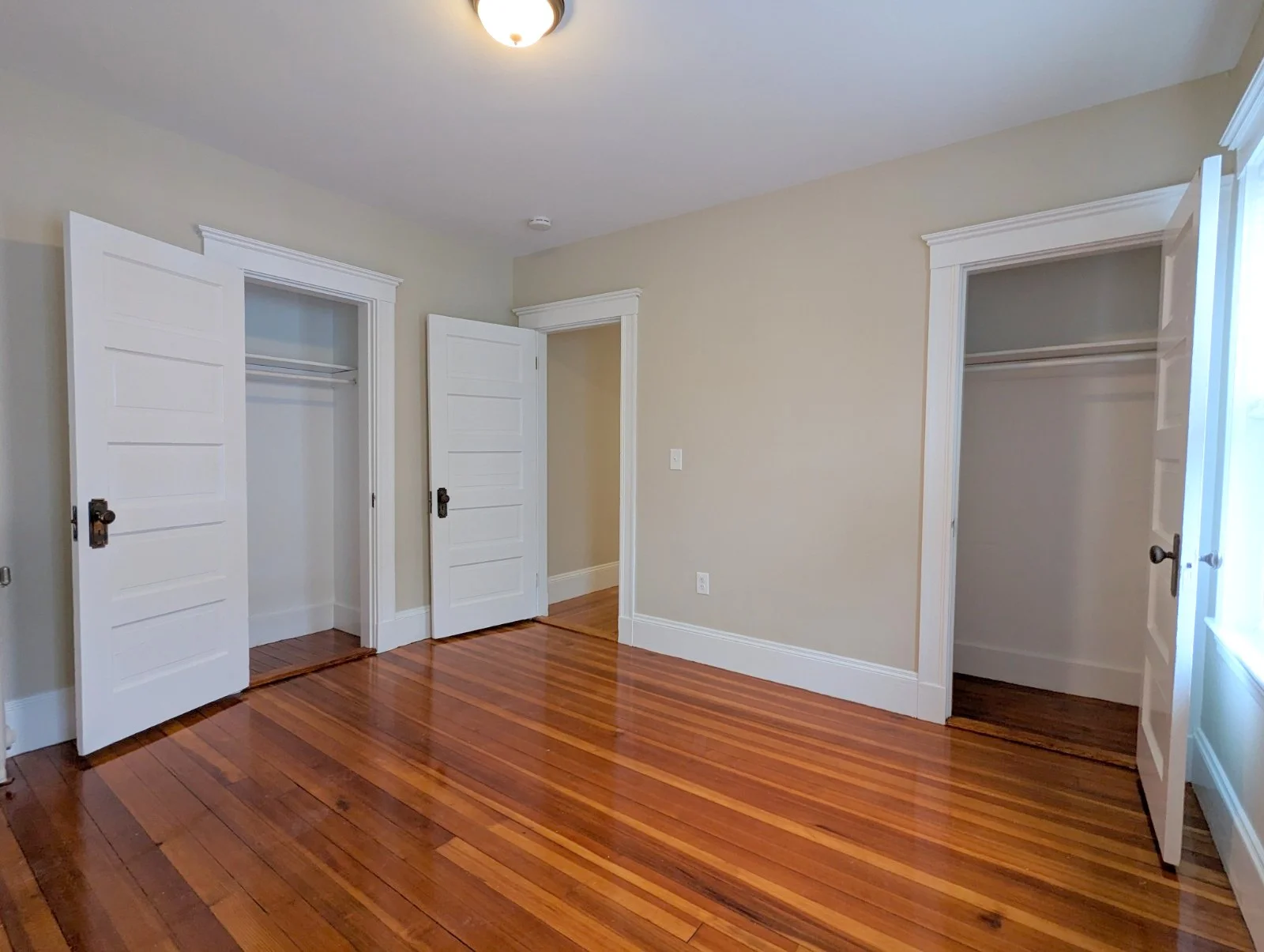 35 Trowbridge St, Arlington