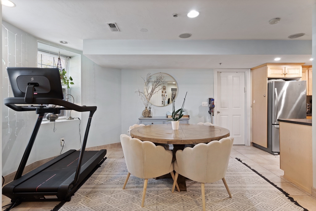 1867 Beacon St, Brookline