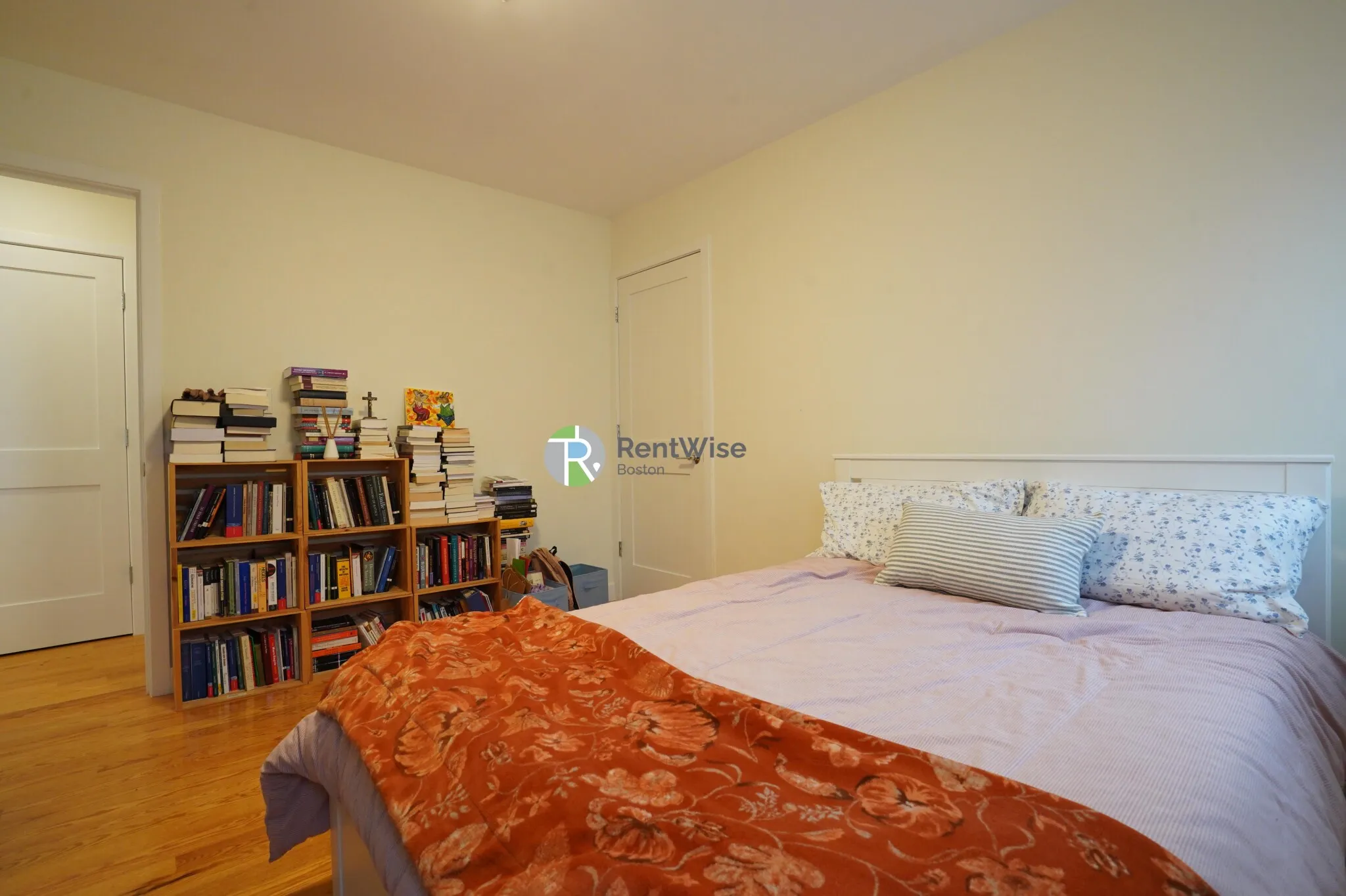 15 Kelley Ct, Allston