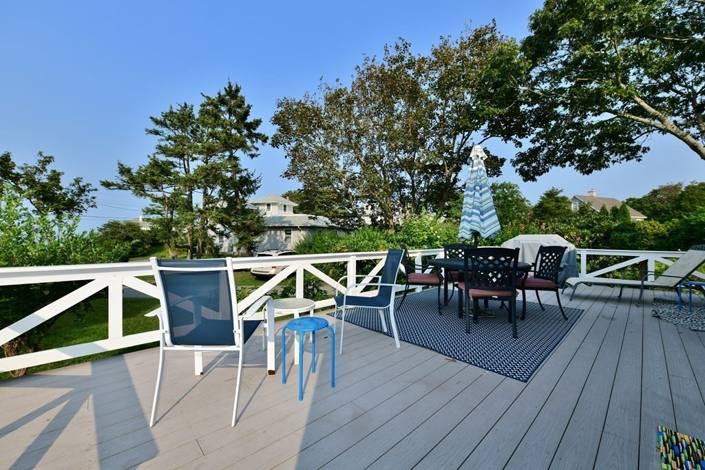 208 Standish Rd, Sagamore Beach