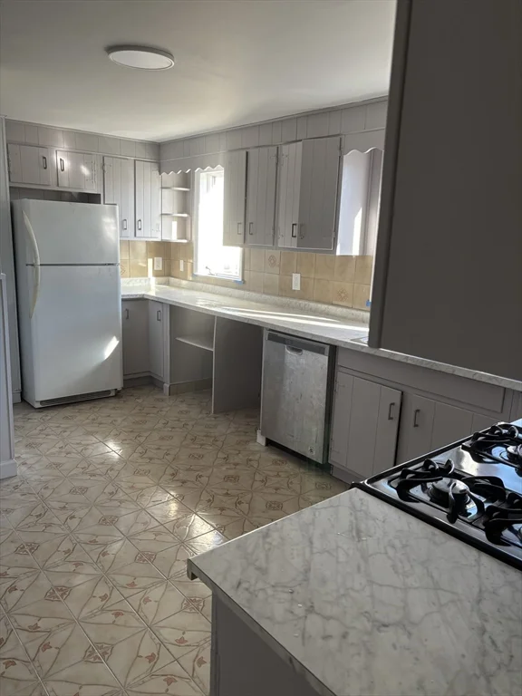 21-21a Careny St, Medford