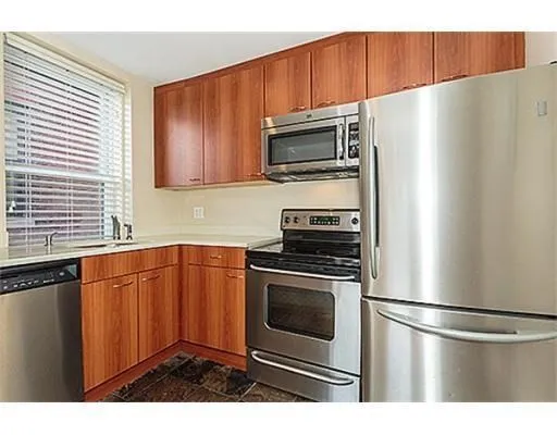 492 Massachusetts Ave, South End