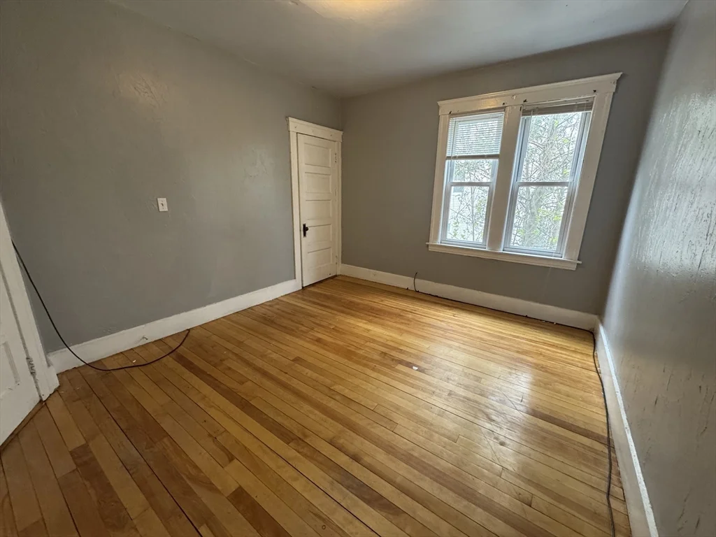 156 Fairmont Ave, Worcester