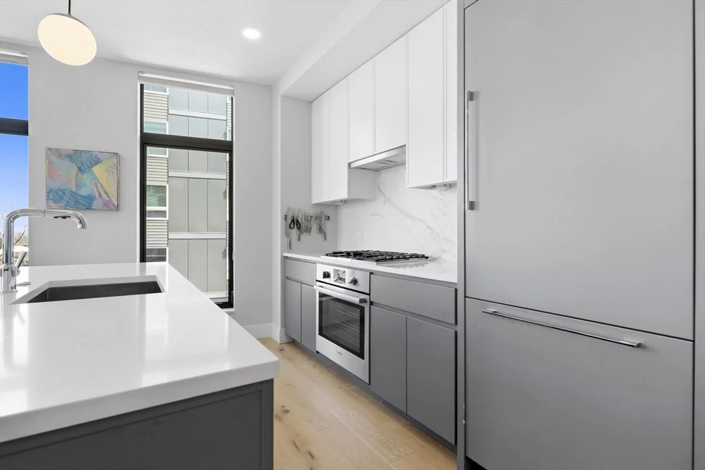 191 Washington St, Brighton