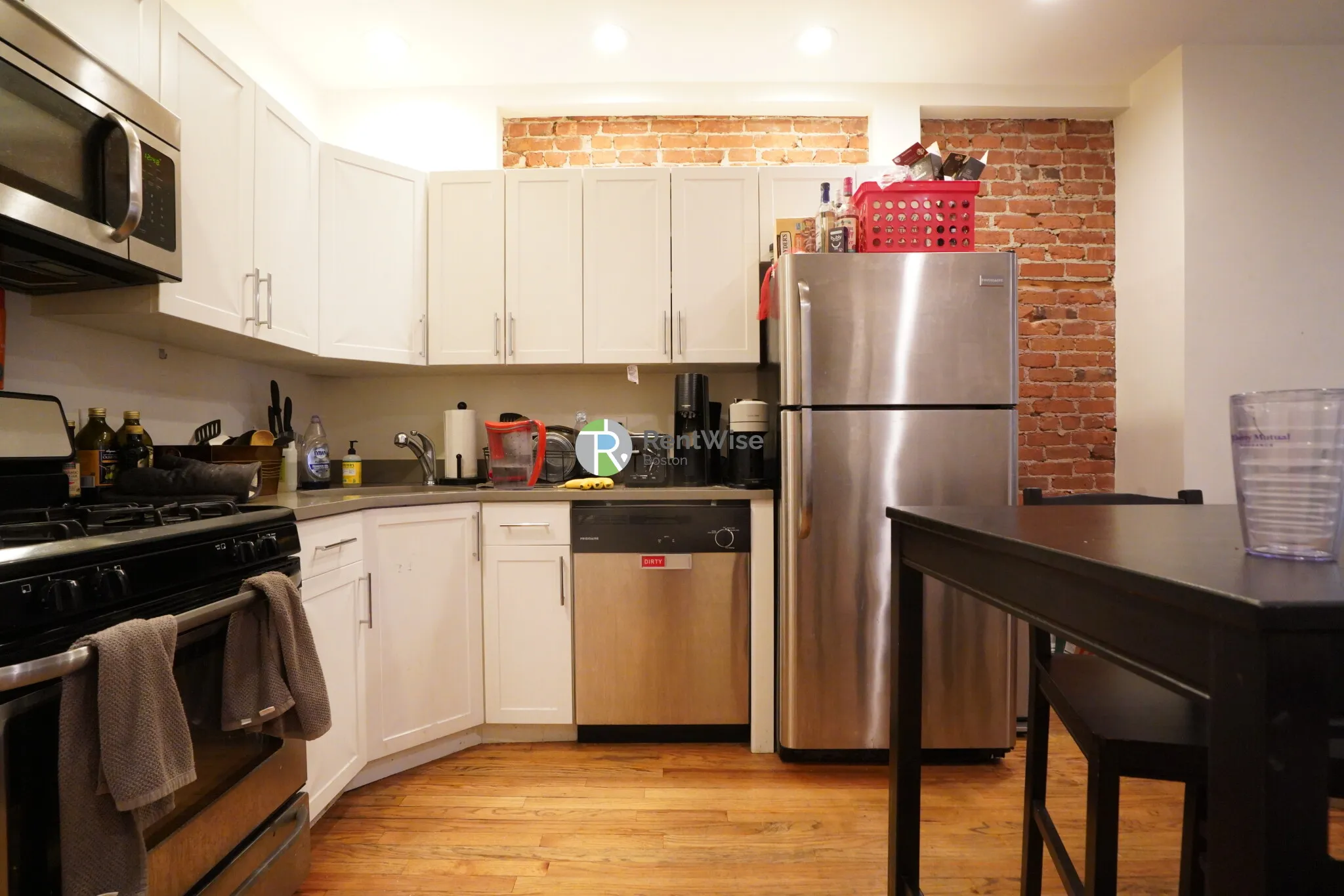 10 Brainerd Rd, Allston